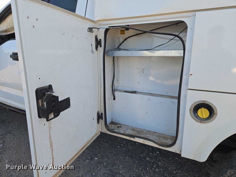 image for item EU3721 2019 Ford F250 Super Duty SuperCab utility bed pickup truck