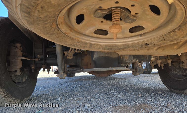 image for item EU3721 2019 Ford F250 Super Duty SuperCab utility bed pickup truck