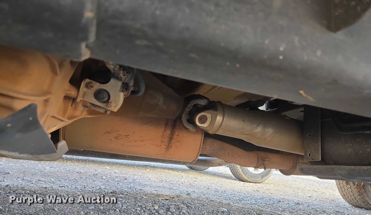 image for item EU3721 2019 Ford F250 Super Duty SuperCab utility bed pickup truck