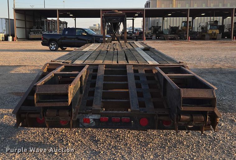 image for item EU3722 1995 Belshe DT-255 equipment trailer