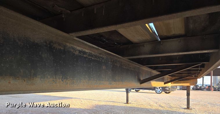 image for item EU3722 1995 Belshe DT-255 equipment trailer