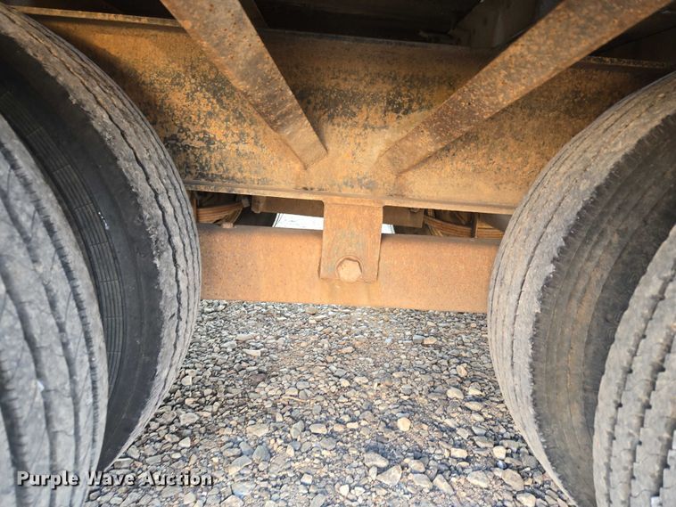 image for item EU3722 1995 Belshe DT-255 equipment trailer