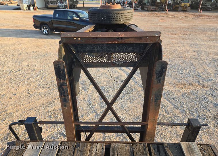 image for item EU3722 1995 Belshe DT-255 equipment trailer