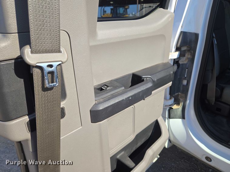 image for item EU3723 2015 Ford F150 SuperCab pickup truck