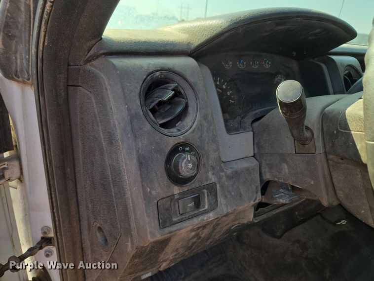 image for item EU3724 2013 Ford F150 SuperCab pickup truck