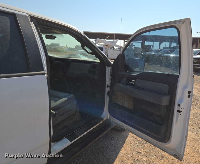 image for item EU3724 2013 Ford F150 SuperCab pickup truck