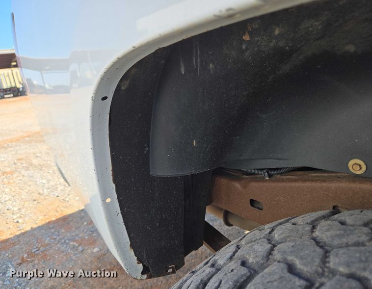 image for item EU3725 2011 Chevrolet Colorado pickup truck