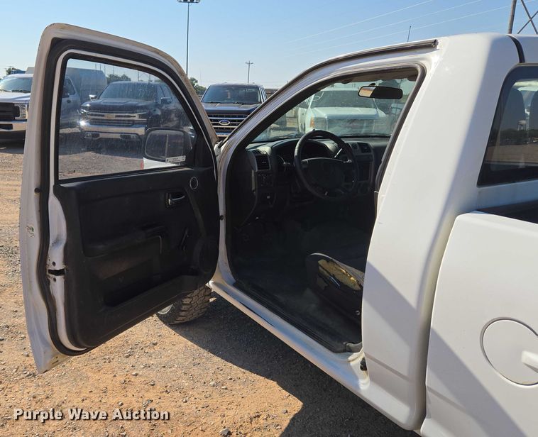 image for item EU3725 2011 Chevrolet Colorado pickup truck