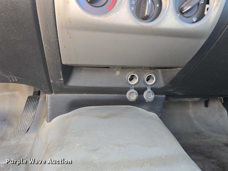 image for item EU3725 2011 Chevrolet Colorado pickup truck