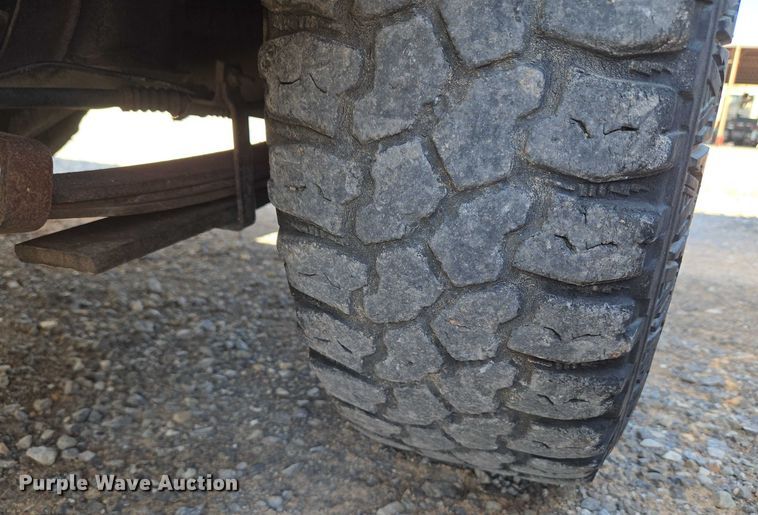 image for item EU3725 2011 Chevrolet Colorado pickup truck