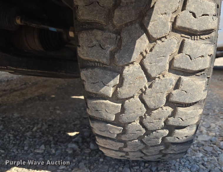 image for item EU3725 2011 Chevrolet Colorado pickup truck