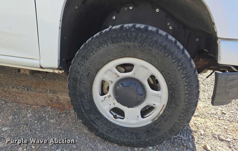 image for item EU3725 2011 Chevrolet Colorado pickup truck