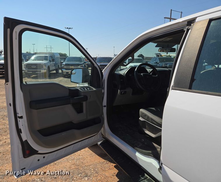 image for item EU3727 2017 Ford F150 SuperCab pickup truck