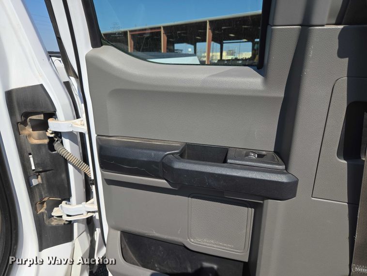 image for item EU3727 2017 Ford F150 SuperCab pickup truck