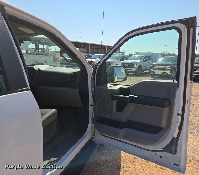 image for item EU3727 2017 Ford F150 SuperCab pickup truck