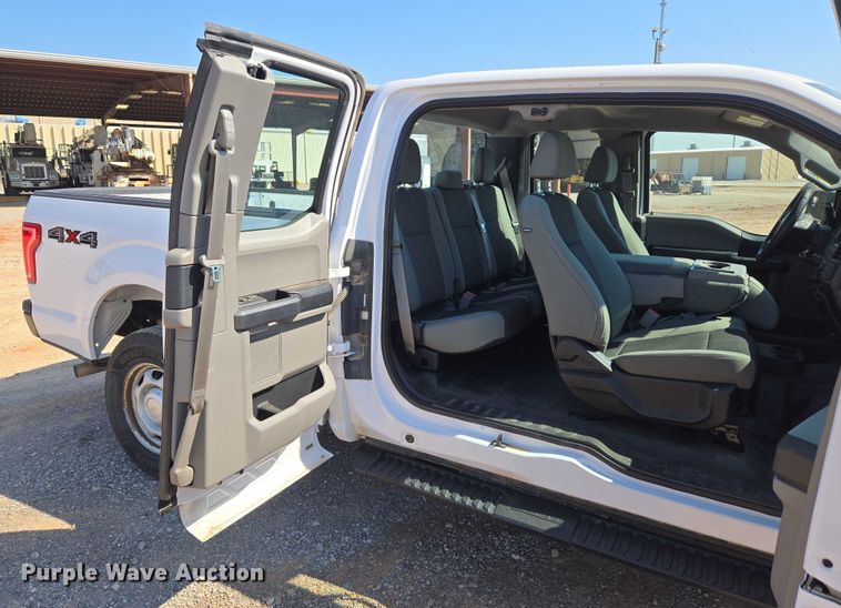 image for item EU3727 2017 Ford F150 SuperCab pickup truck