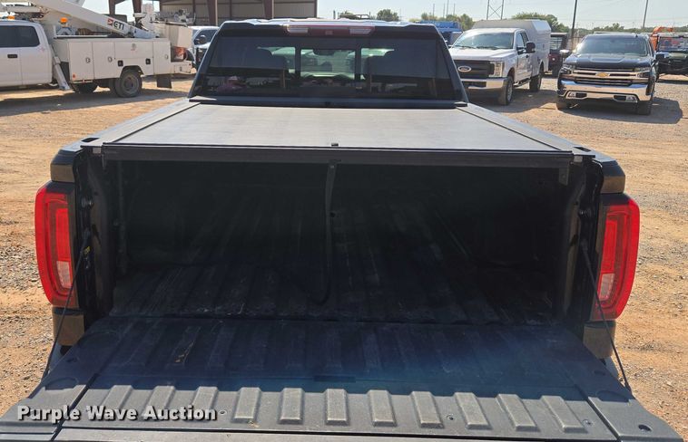 image for item EU3728 2019 GMC Sierra 1500 Crew Cab pickup truck