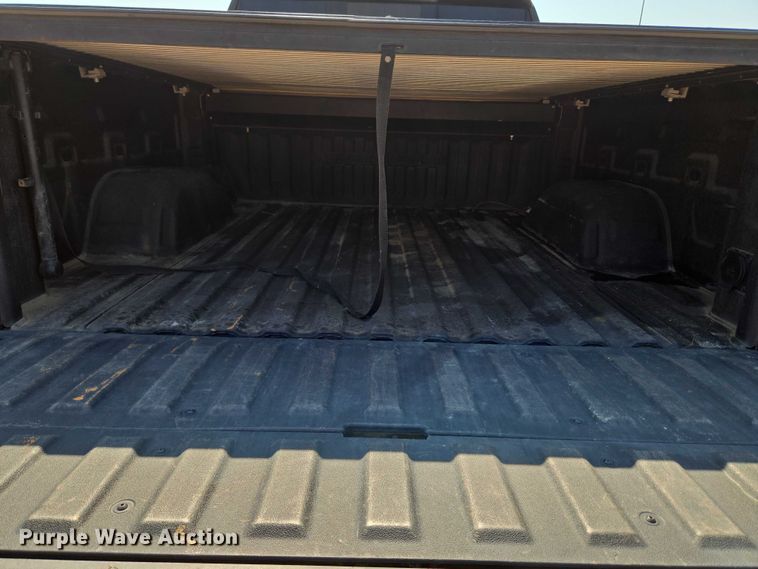 image for item EU3728 2019 GMC Sierra 1500 Crew Cab pickup truck