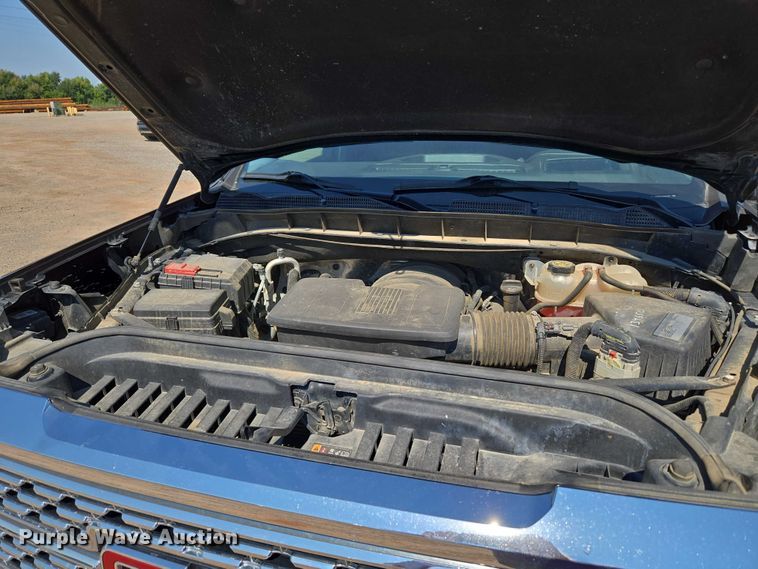 image for item EU3728 2019 GMC Sierra 1500 Crew Cab pickup truck