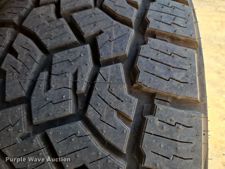 image for item EU3728 2019 GMC Sierra 1500 Crew Cab pickup truck