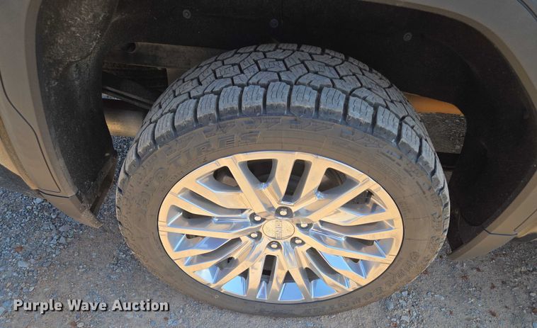 image for item EU3728 2019 GMC Sierra 1500 Crew Cab pickup truck