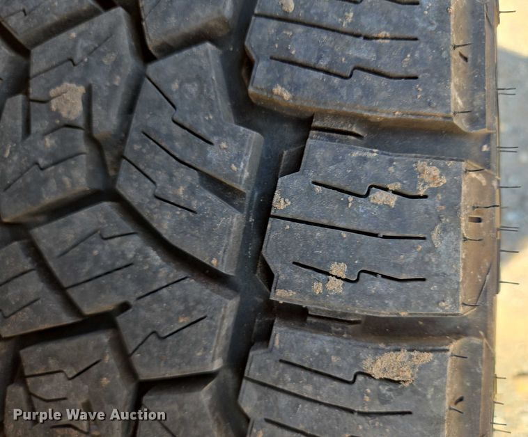 image for item EU3728 2019 GMC Sierra 1500 Crew Cab pickup truck