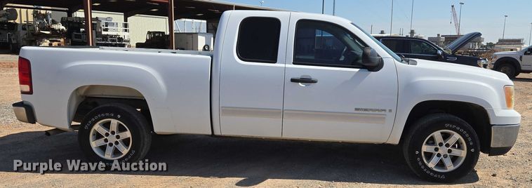 image for item EU3729 2009 GMC Sierra 1500 Ext. Cab pickup truck