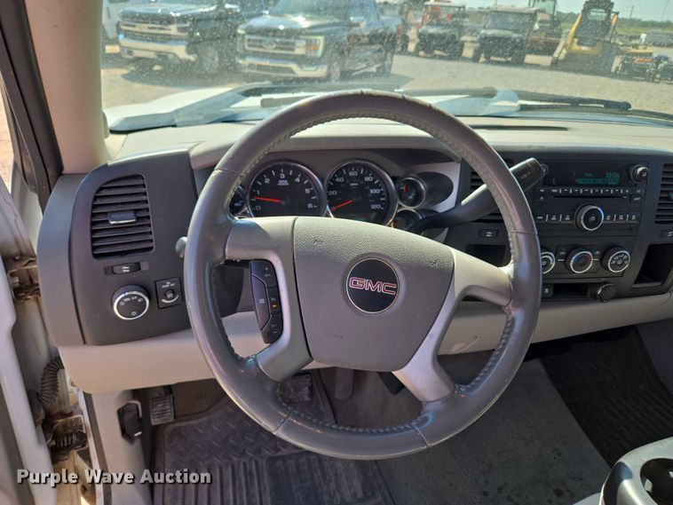 image for item EU3729 2009 GMC Sierra 1500 Ext. Cab pickup truck