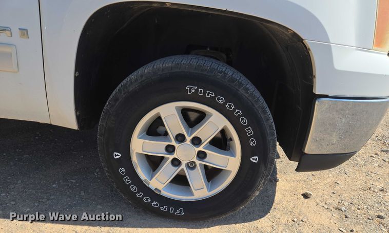 image for item EU3729 2009 GMC Sierra 1500 Ext. Cab pickup truck