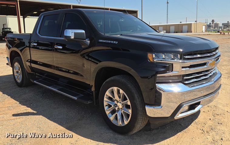 image for item EU3731 2019 Chevrolet Silverado 1500 Crew Cab pickup truck