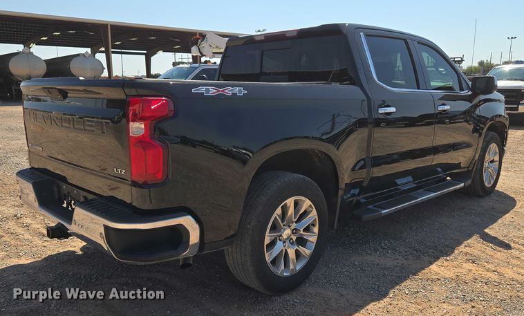 image for item EU3731 2019 Chevrolet Silverado 1500 Crew Cab pickup truck