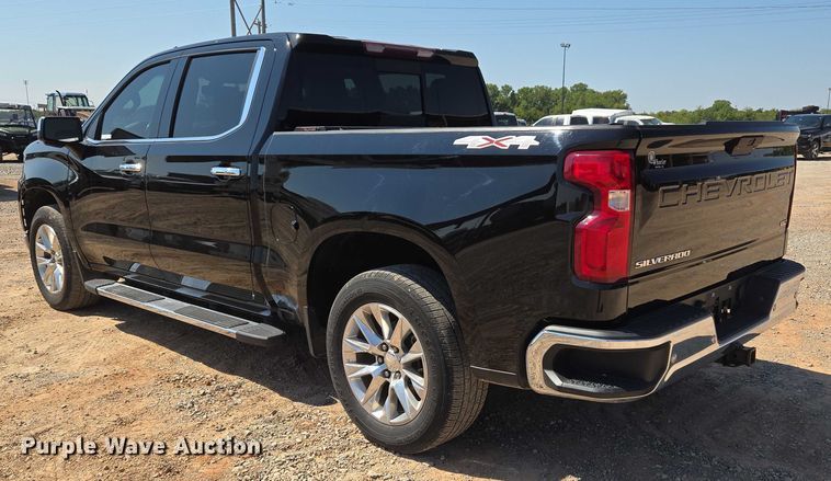 image for item EU3731 2019 Chevrolet Silverado 1500 Crew Cab pickup truck