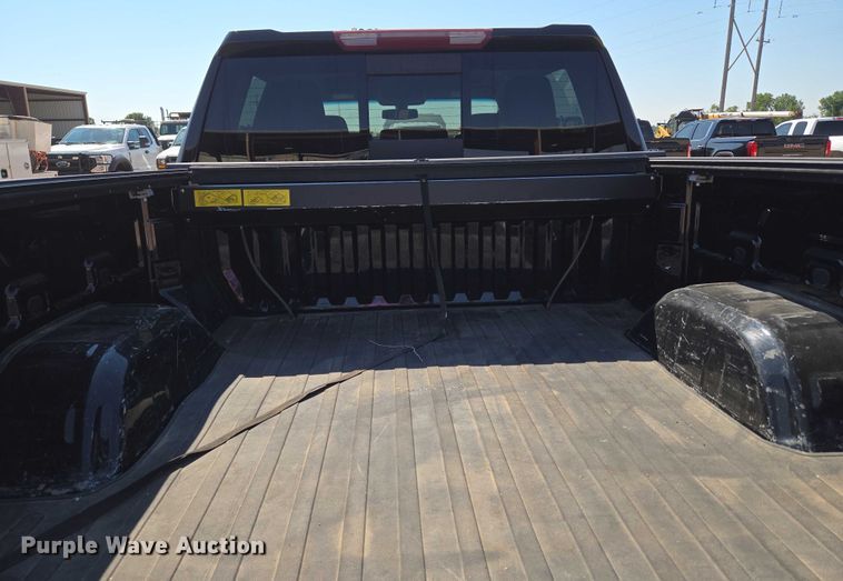 image for item EU3731 2019 Chevrolet Silverado 1500 Crew Cab pickup truck