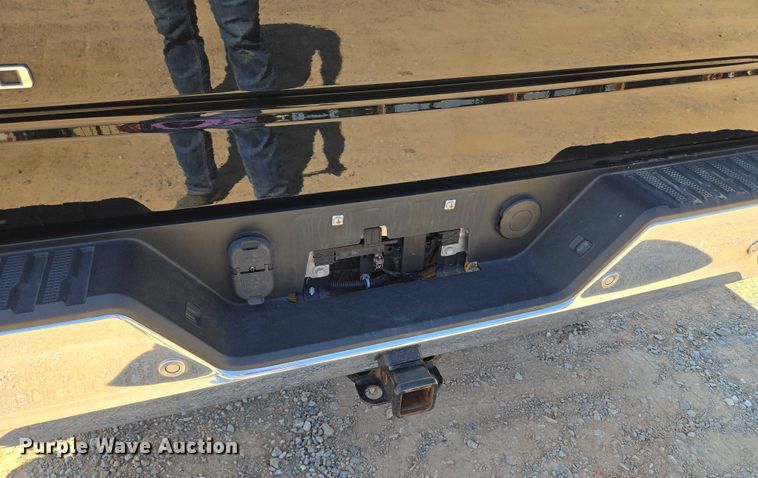 image for item EU3731 2019 Chevrolet Silverado 1500 Crew Cab pickup truck