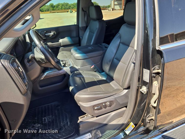 image for item EU3731 2019 Chevrolet Silverado 1500 Crew Cab pickup truck