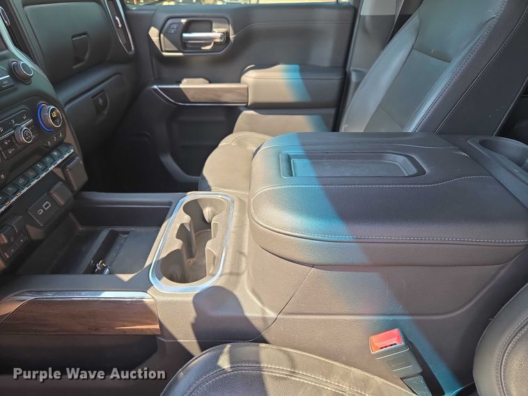 image for item EU3731 2019 Chevrolet Silverado 1500 Crew Cab pickup truck