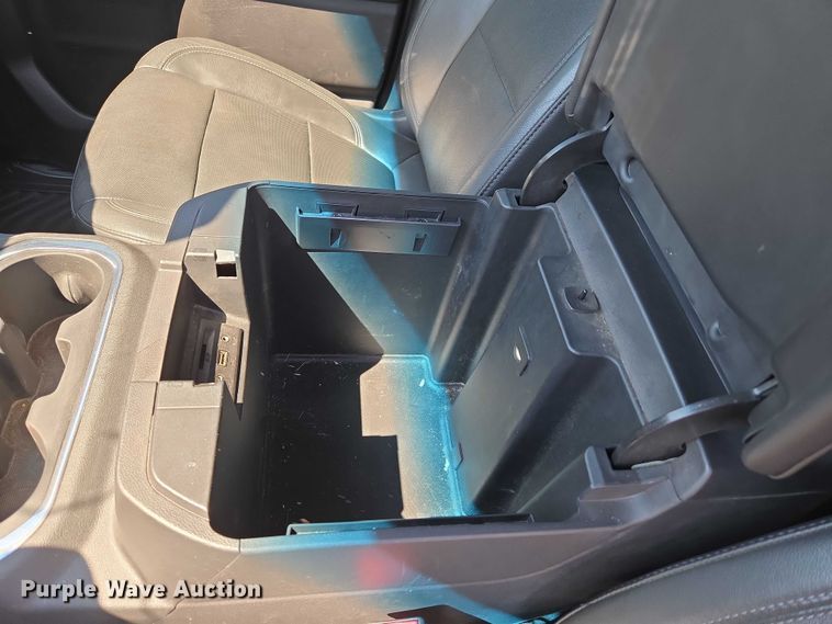 image for item EU3731 2019 Chevrolet Silverado 1500 Crew Cab pickup truck