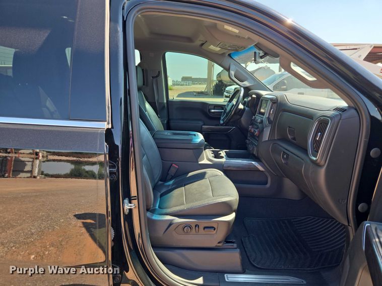 image for item EU3731 2019 Chevrolet Silverado 1500 Crew Cab pickup truck