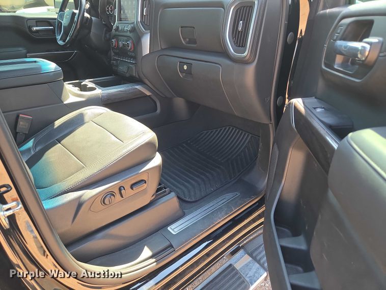 image for item EU3731 2019 Chevrolet Silverado 1500 Crew Cab pickup truck