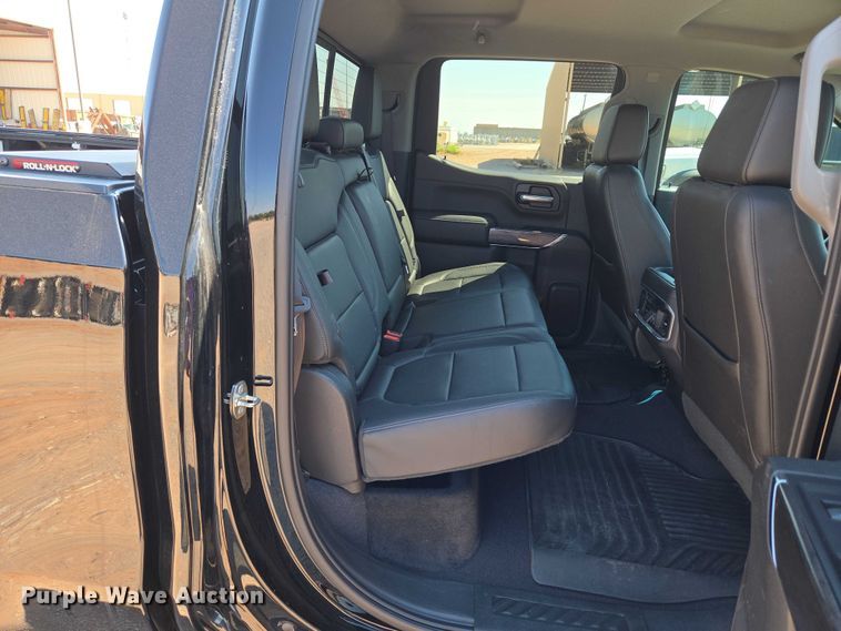 image for item EU3731 2019 Chevrolet Silverado 1500 Crew Cab pickup truck