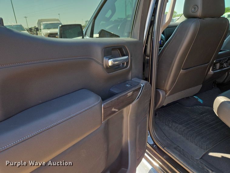 image for item EU3731 2019 Chevrolet Silverado 1500 Crew Cab pickup truck