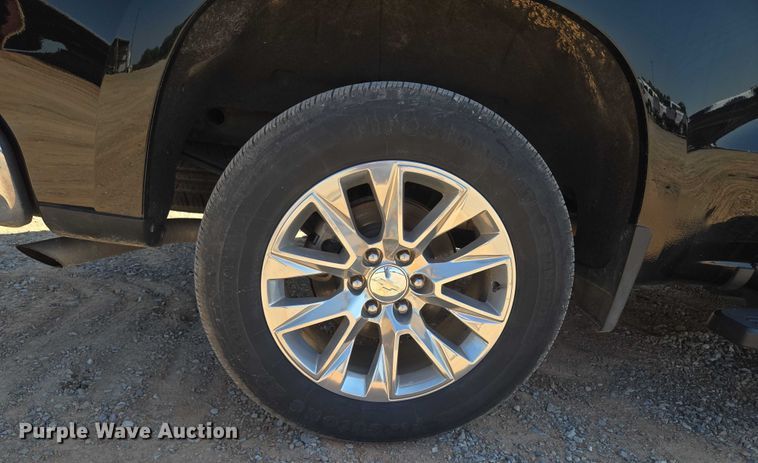 image for item EU3731 2019 Chevrolet Silverado 1500 Crew Cab pickup truck