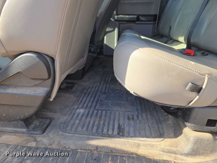 image for item EU3733 2020 Ford F250 Super Duty SuperCab pickup truck cab and chassis