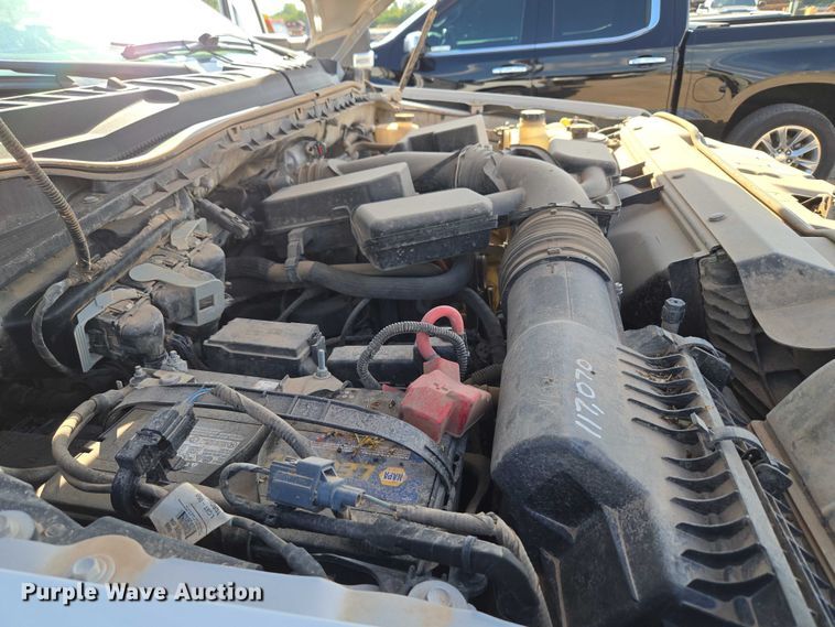 image for item EU3733 2020 Ford F250 Super Duty SuperCab pickup truck cab and chassis