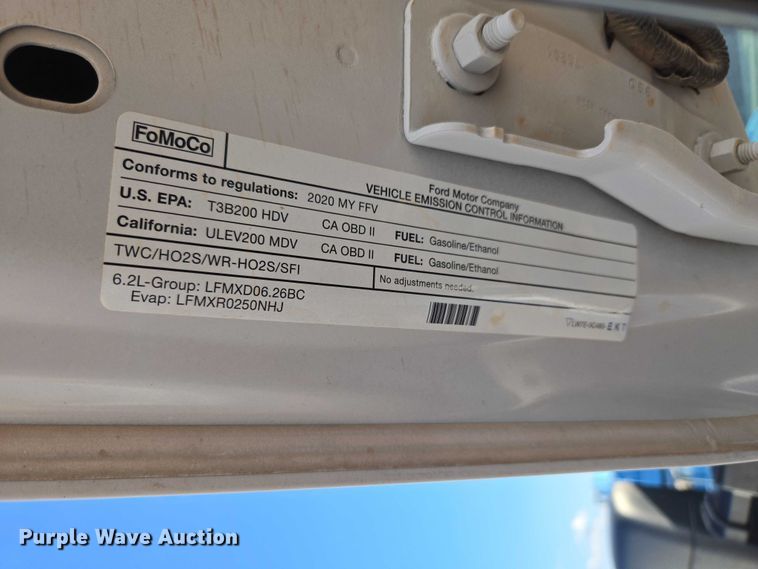 image for item EU3733 2020 Ford F250 Super Duty SuperCab pickup truck cab and chassis