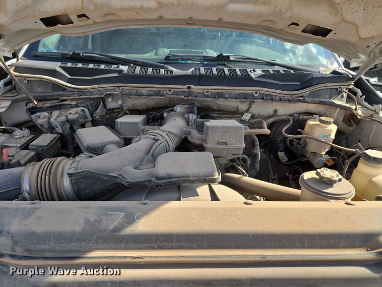 image for item EU3733 2020 Ford F250 Super Duty SuperCab pickup truck cab and chassis