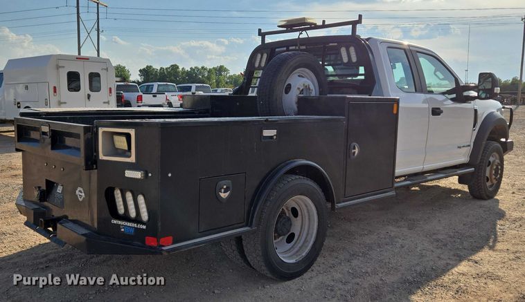 image for item EU3735 2020 Ford F550 SuperCab flatbed truck