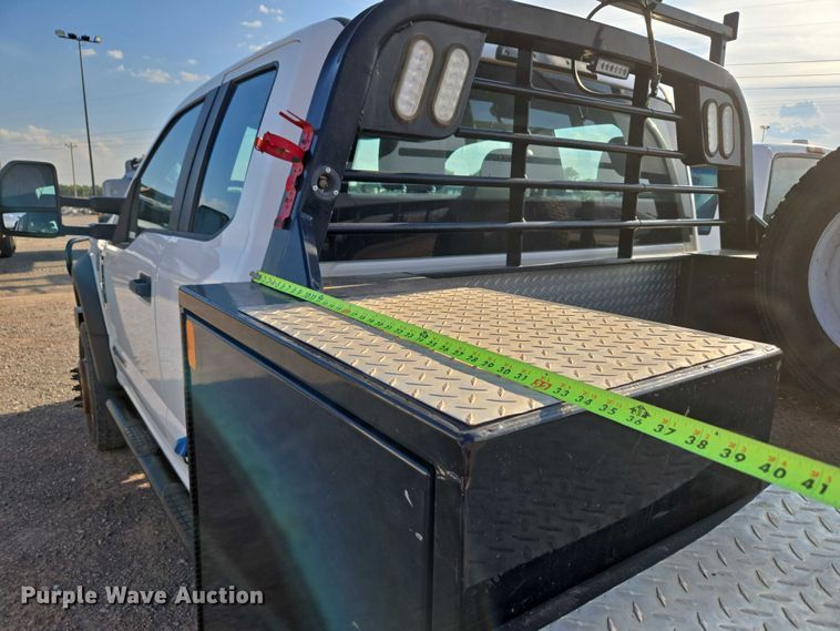 image for item EU3735 2020 Ford F550 SuperCab flatbed truck