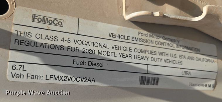 image for item EU3735 2020 Ford F550 SuperCab flatbed truck