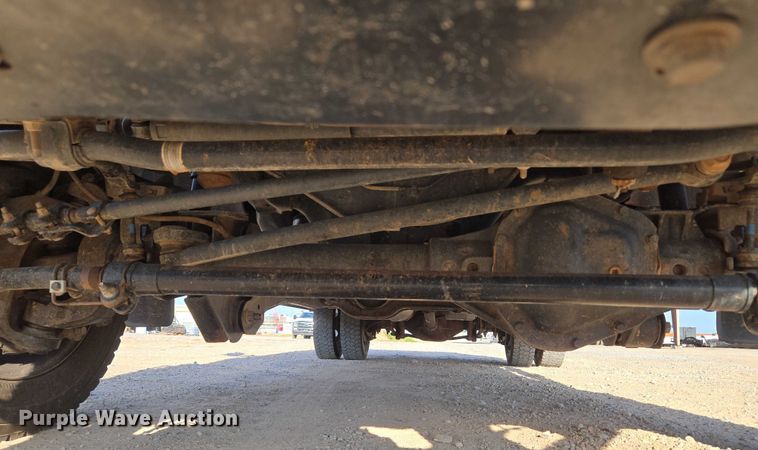 image for item EU3735 2020 Ford F550 SuperCab flatbed truck